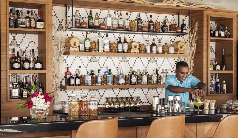 Waldorf_Astoria_Maldives_Ithaafushi_Nava Bar